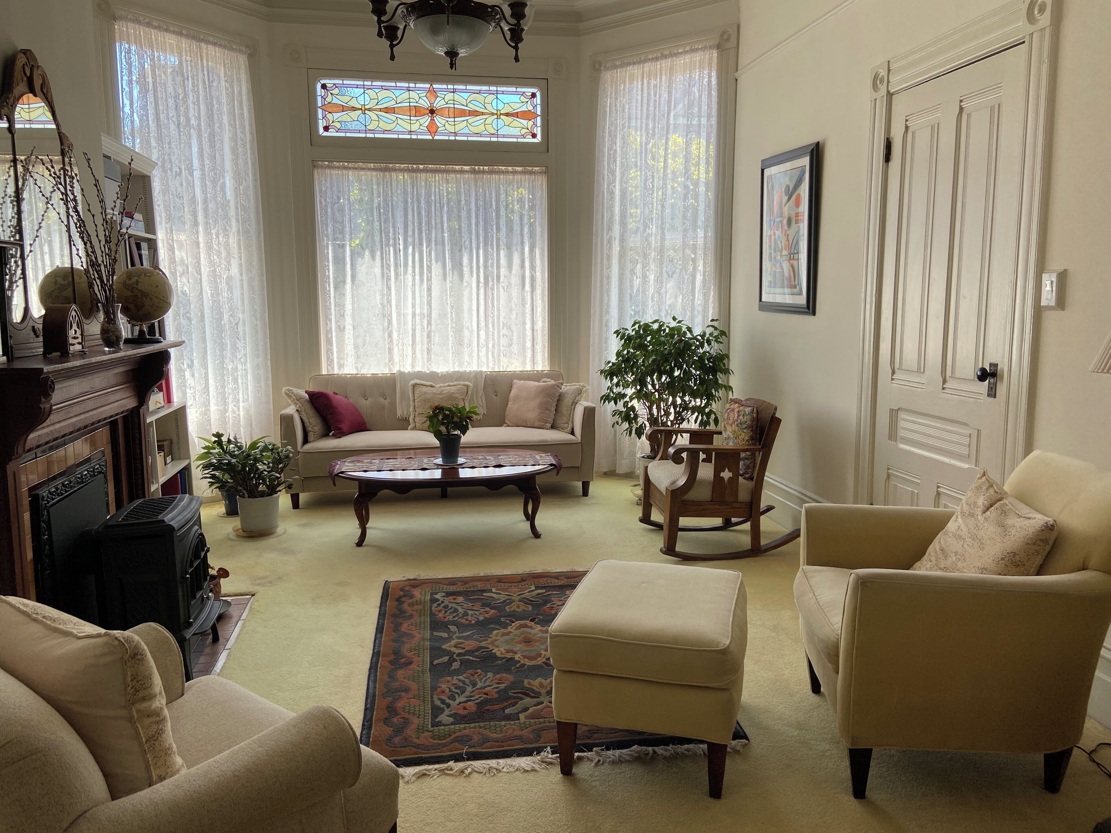 Large & Lovely Victorian House in the Heart of San Francisco