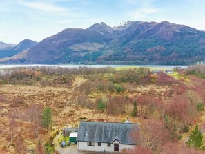Unclassified image, 2 of 25, button - 3 bedroom accommodation in North Ballachulish (North Ballachulish)