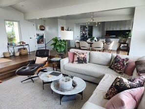 スマートテレビ、暖炉、PC モニター、プリンター