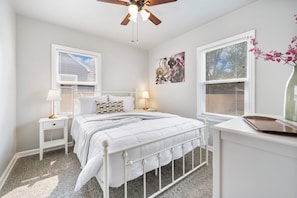 3 dormitorios, escritorio, tabla de planchar con plancha y wifi gratis