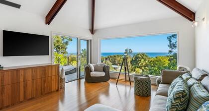 Putty Beach Retreat by HolidayCo.