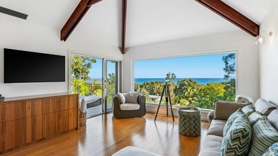 Putty Beach Retreat by HolidayCo.
