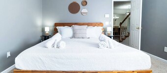 Cataula house: pool & games