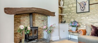 6 bedroom accommodation in Bletchingdon