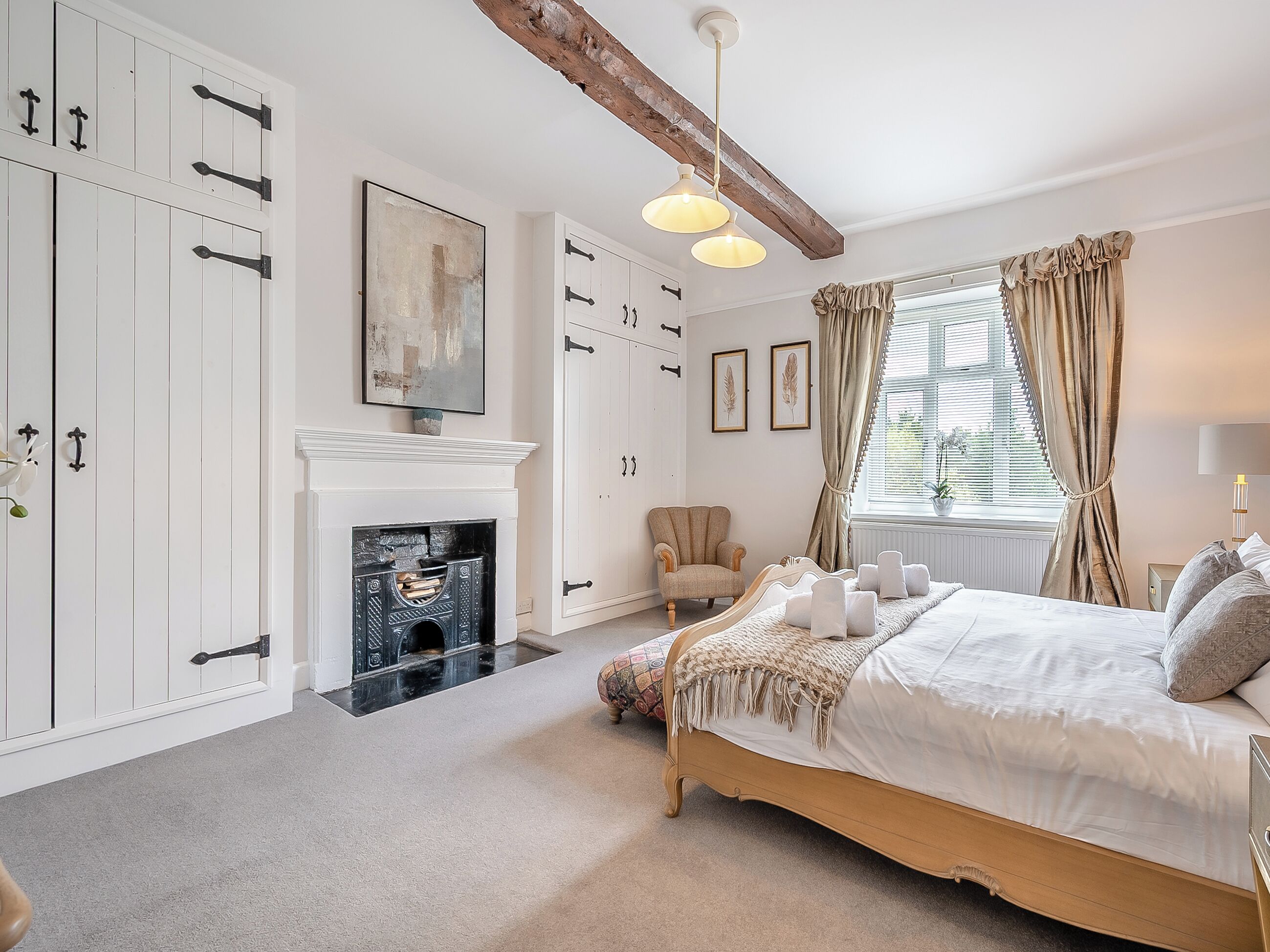 6 bedrooms, free WiFi, bed sheets