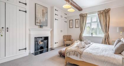 6 bedroom accommodation in Bletchingdon
