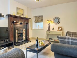 TV - 3 bedroom accommodation in Bakewell (Bakewell)
