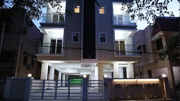 Ngoại thất