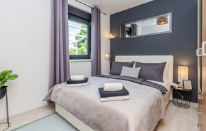 2 soverom, reiseseng for barn, wi-fi (inkludert) og sengetøy