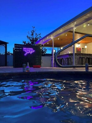 Bar (on property) - Tampa Oasis w/ Cabanas + POOL (Tampa)