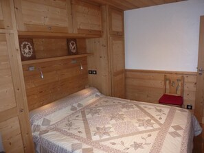 1 bedroom, iron/ironing board, free WiFi - Self-catering - CHAMPAGNY EN VANOISE (CHAMPAGNY EN VANOISE)