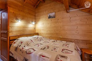 1 bedroom, iron/ironing board, travel cot - LE VALLON - VALLOIRE (VALLOIRE)
