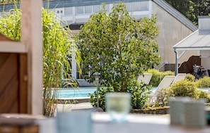 Indendørs pool, opvarmet pool