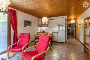 Interior - LE TALAPET - CONFETTI (ALBIEZ MONTROND)