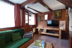 TV, DVD player, stereo - LE PAS DU LOUP - CHAMPAGNY EN VANOISE (CHAMPAGNY EN VANOISE)