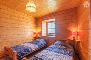 3 bedrooms, iron/ironing board, travel cot - LE RIONDET - SAINT PIERRE DE GENEBROZ (SAINT PIERRE DE GENEBROZ)