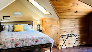 2 bedrooms, iron/ironing board, travel cot, free WiFi