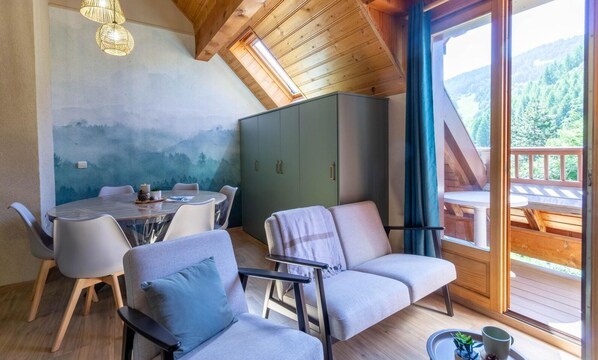 Dining - LA BONNE EAU - VALLOIRE (VALLOIRE)