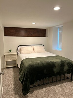 4 soverom, reiseseng for barn, wi-fi (inkludert) og sengetøy