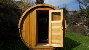 Exterior detail - LA TORSA - VILLAROGER (VILLAROGER)