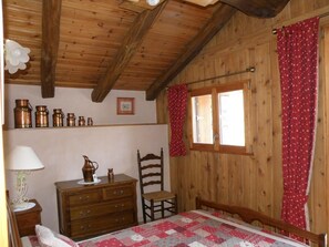 2 Schlafzimmer, Bügeleisen/Bügelbrett, Reisekinderbett, kostenloses WLAN