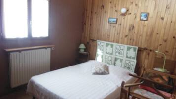 2 chambres, fer et planche à repasser, Wi-Fi gratuit