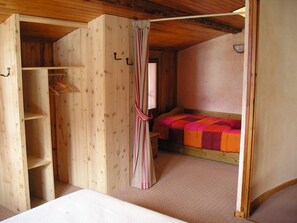 2 Schlafzimmer, Bügeleisen/Bügelbrett, Reisekinderbett, kostenloses WLAN