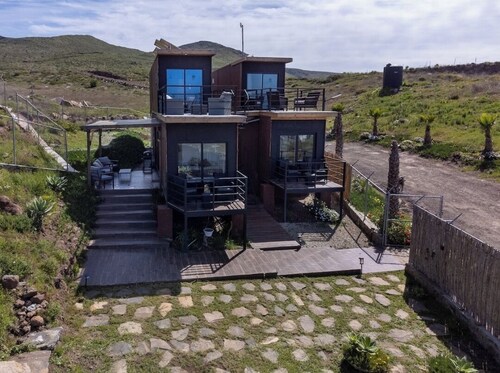 Villa con Vista al mar y las Montañas, Ubicada en Ruta de Senderismo