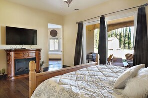 4 makuuhuonetta, silitysrauta/-lauta, Wi-Fi, vuodevaatteet