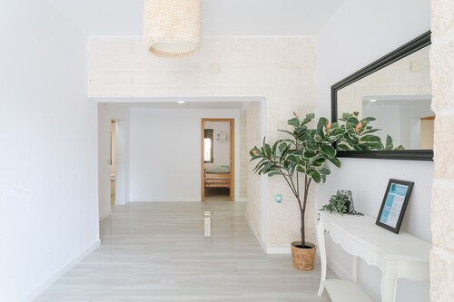 Villa 'Favorita' with Private Pool, Wi-Fi and Air Conditioning