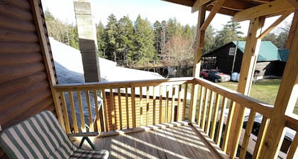 Adirondack Retreat w/Kayaks, Direct Snowmobiling & ATV, Trailer Parking, WiFi
