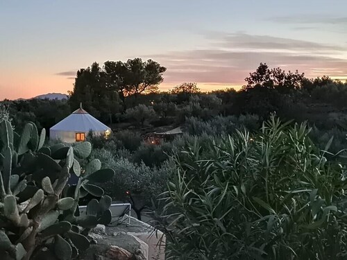 Country House 'Yurta Mongola Delta Del Ebro' with Sea View, Shared Pool and Wi-Fi