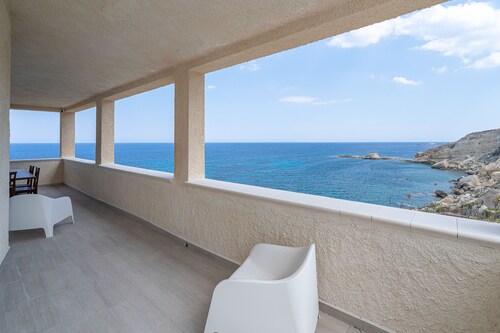 Appartement 'Sbarco Dei Turchi' avec vue sur mer, Wi-Fi et climatisation