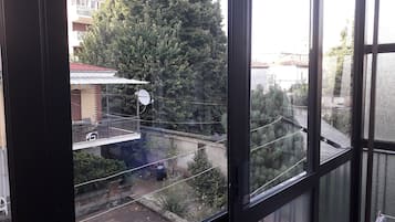 Interni