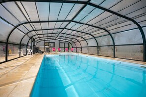 A heated pool - Chalet 'Standard 3' with Private Terrace and Shared Garden (Pleumeur-Bodou)