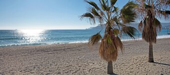 Apartment 'Casa Alba La Casa Delle Coccole' with Sea View, Wi-Fi and Air Conditioning