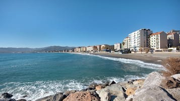En la playa