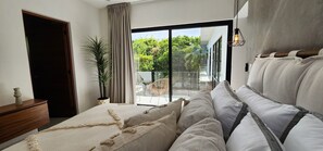 4 bedrooms, iron/ironing board, WiFi, bed sheets - Villa Alexa, Live the experience! (Akumal)