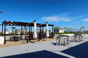 Outdoor dining - Cozy Apartment - Perfect for Both Short and Long-term Stays (Puerto Vallarta)