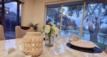 KozyGuru| Patterson Lakes| Waterfront 2 Bed House