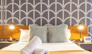 Iron/ironing board, WiFi, bed sheets, wheelchair access