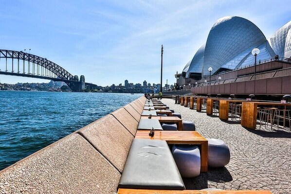 Property grounds - KozyGuru | Sydney CBD | Stylish Studio (Sydney)