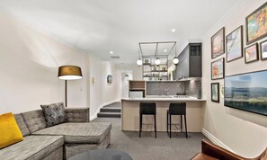 TV - KozyGuru | Sydney CBD | Stylish Studio (Sydney)