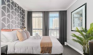 Iron/ironing board, WiFi, bed sheets