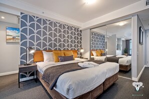 1 bedroom, iron/ironing board, WiFi, bed sheets - KozyGuru | Sydney CBD | Sunny City 2 Bed Apt (Haymarket)