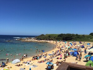 Beach - KozyGuru | Sydney CBD 1B Apt | City View (Haymarket)