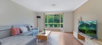 KozyGuru | Penrith | Cosy 4 BED Holiday House