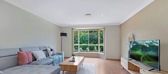 KozyGuru | Penrith | Cosy 4 BED Holiday House