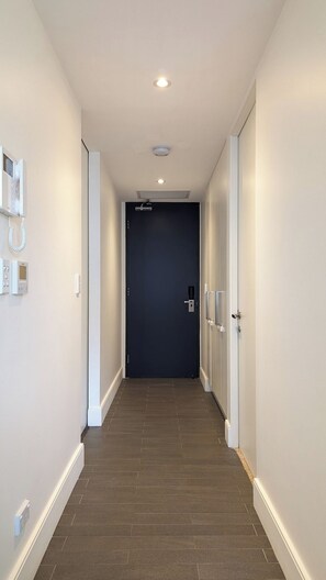 Interior - KozyGuru | Surry Hills | Freshly Cozy Apt (Surry Hills)