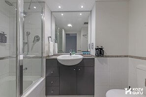 Hair dryer, towels
